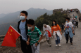 Вирус не поддается указаниям Пекина. Пандемия замедлила рост экономики Китая