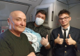 «Будем рожать!» Как таджикский доктор принял роды на борту самолета 