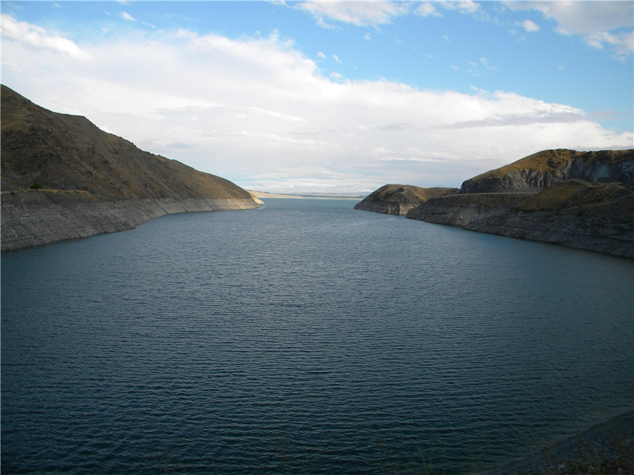 Водные ресурсы казахстана. Река Аспара. Каттасой водохранилище. Азиатское водохранилище. Азиатское водохранилище фото.