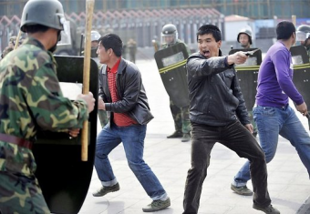 В уйгурской части Китая прогремело этническое восстание, 27 погибших