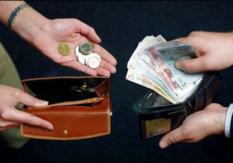 Туркмениcтан и Узбекистан повышают зарплату бюджетникам
