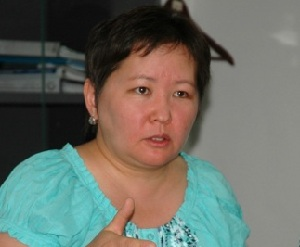 Анар Мусабаева: В Кыргызстане митинги будут служить механизмом выпускания пара. До поры до времени