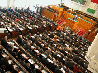 Парламент Таджикистана допустил мысль о том, что избрание Рахмона могло быть «ошибкой»