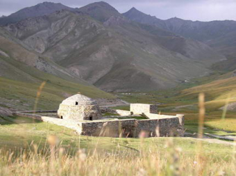 Беловодский некрополь. На территории Северного Кыргызстана в средние века было много городов и поселений