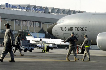 США потратили 240 миллионов долларов на авиабазу в Кыргызстане за полгода