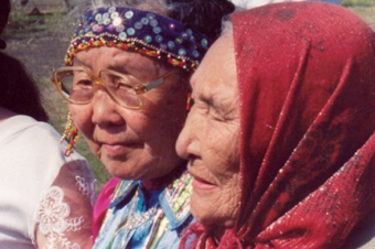 Удочерить бабушку. Как живется пожилым людям в Кыргызстане 