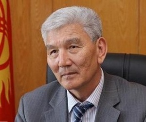 Кыргызский депутат: Нельзя жить только под одним протекторатом