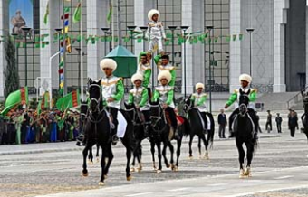 Туркменистан в состоянии постоянной мобилизации