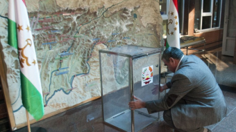 Пятый срок Эмомали Рахмона. Таджикистан выбирает президента
