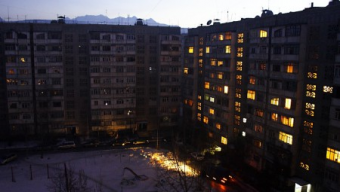 Киргизия погружается во мрак. На веерные отключения электричества население республики может ответить бунтом