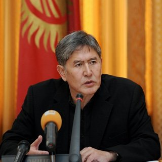Много корейских фирм, в том числе малых и средних, теперь придут в Кыргызстан - А.Атамбаев