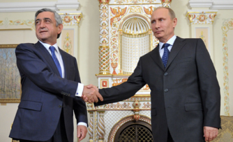 Путин устал ждать Атамбаева и запускает первой Армению в Таможенный союз