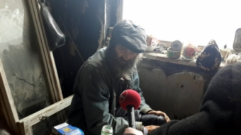 Пенсионер в Актау умирает с голоду в квартире без света и тепла