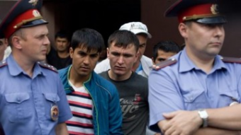Запретить мигрантам-правонарушителям въезд в Россию на 15 лет предлагают депутаты