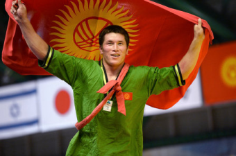 Итоги 2013 года в Кыргызстане по версии Вечернего Бишкека: фотоотчет