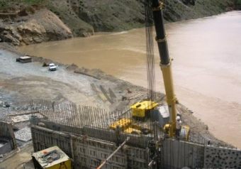 Как и где будет располагаться площадка строительства Камбар-Атинской ГЭС-1?