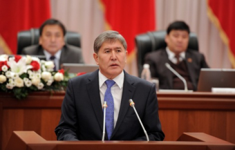 Кыргызстан в своем развитии должен ориентироваться на Казахстан и Россию – Атамбаев