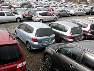 В Казахстане приостановлены продажи автомобилей