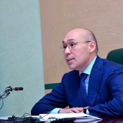 Почему Казахстан отказался от плавной девальвации тенге