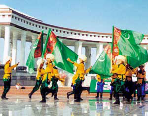 Очень культурный Туркменистан. Ни новых имен, ни старых фильмов