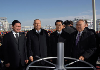 Пекин взял Центральную Азию в газовое кольцо. К трубопроводу Туркменистан–Китай вслед за Киргизией присоединен и Таджикистан