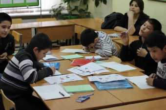Дети мигрантов учатся в российских школах не хуже «коренных»