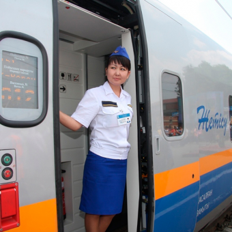 В Казахстане остановят продажу билетов на поезд Астана-Киев