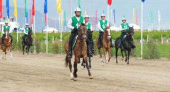 Крылатые кони – символ наших успехов и свершений. В Туркменистане стартовал Праздник скакуна