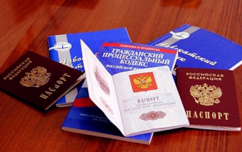 Растет число узбеков, желающих получить российское гражданство