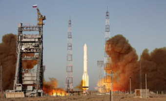 «Протон» с российским спутником связи упал при запуске с космодрома Байконур