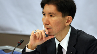 Сатпаев: Казахстан не должен надеяться на военную поддержку извне