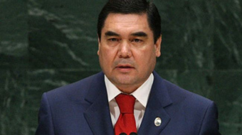 Президент Туркменистана Г.Бердымухамедов разрешил правительству пойти в отпуск за хорошую работу