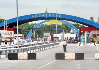 Таможенная служба Казахстана объяснила задержание вагонов с ГСМ на казахско-кыргызской границе нарушением норм Соглашения ТС