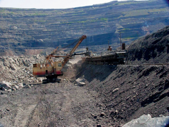 В Узбекистане обнаружена железная руда