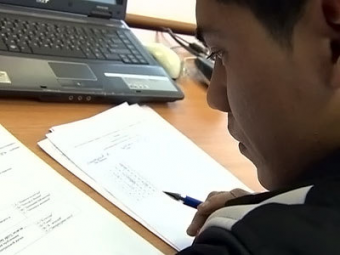 Москвичи, изучающие узбекский, таджикский и молдавский языки