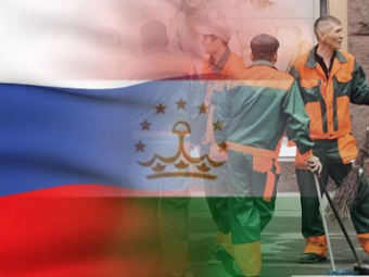 Таджикские трудовые мигранты могут потерять работу в России