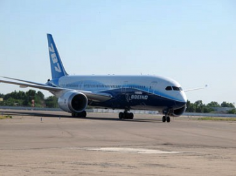 Центр по ремонту самолетов Boeing в Ташкенте начнет работу в декабре