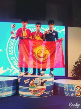 Юный кикбоксер из Кыргызстана Акрам Баратов стал чемпионом мира