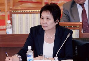 Министр здравоохранения Кыргызстана подала в отставку