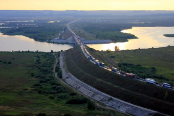 Туркменистан выступает за создание новых транспортно-транзитных и торговых коридоров