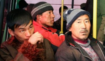 Кыргызские мигранты-нелегалы в России могут попасть под амнистию