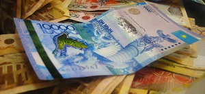 Амина Джалилова: Борьба за тенге — Казахстан снижает зависимость от доллара