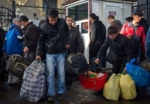 Россия разрешила ранее депортированным гражданам Таджикистана вернуться в РФ
