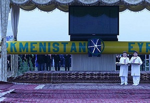 Конец бренду социального государства, или Для чего бережет газ президент Туркмении