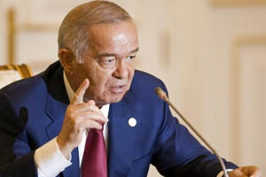 Каримов предлагает сохранить внеблоковый статус Узбекистана