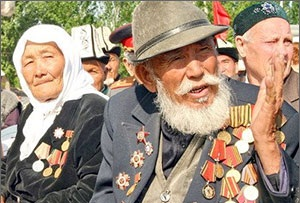 Центральная Азия: В честь 70-летия Победы ветераны получат от $57 до $540