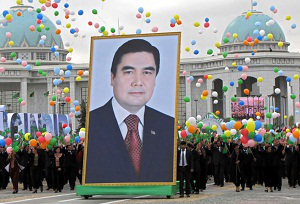 В Туркменистане рассматривают вопрос о продлении президентского срока с 5 до 7 лет