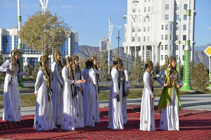 Бич туркменских студентов