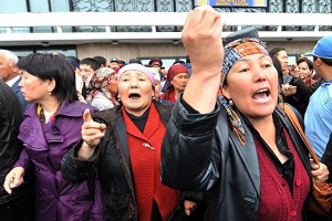 Эксперт: У властей Кыргызстана появилась еще одна причина для головной боли