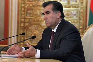 Рахмон заявил о необходимости укреплять таджикско-афганскую границу